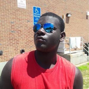 Meet your Posher, Louikenson